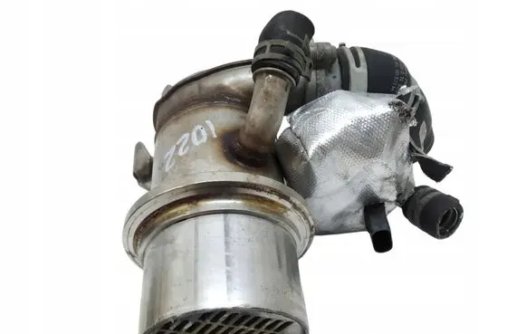Skoda Superb B8 (3V) EGR valve cooler 04L131512BH