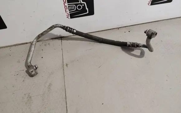 Volkswagen PASSAT B6 Air conditioning (A/C) pipe/hose 3C0820721M