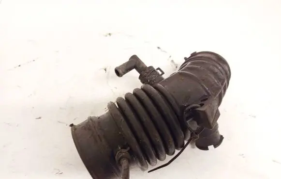 Nissan Almera N16 Air intake hose/pipe