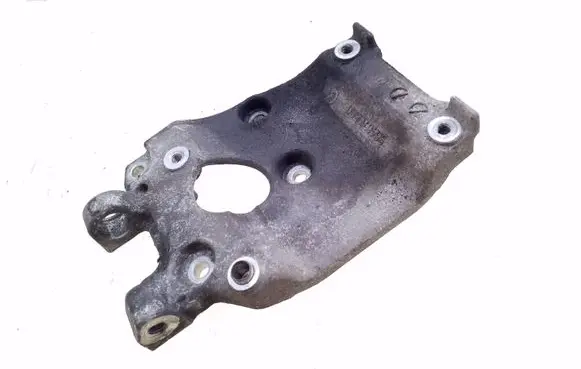Ford Focus A/C compressor mount bracket 9646719580