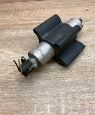 BMW 5 E39 Fuel injection high pressure pump 75005160