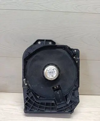 BMW 3 F30 F35 F31 Subwoofer speaker 6513921014806 430407861881 9210148
