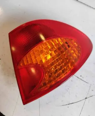 Toyota Avensis T250 Rear/tail lights 2329