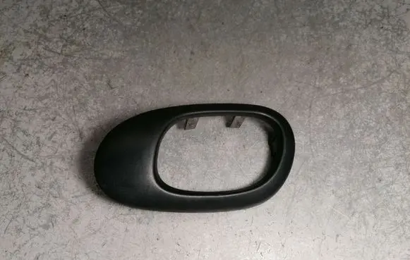 Peugeot 206 Other front door trim element 9628404977