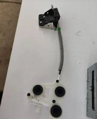 Mercedes-Benz E W213 Loading door lock A0097400600 214616
