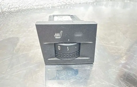 Opel Vectra C Seat heating switch 13138251 1194 32429810