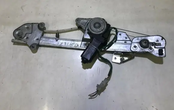 Mazda Xedos 6 Sliding door window regulator with motor 61364lh