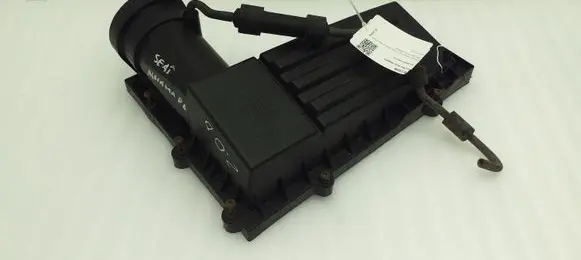 Seat Alhambra (Mk2) Air filter box cover 3C0129607BC 3C0129601CC