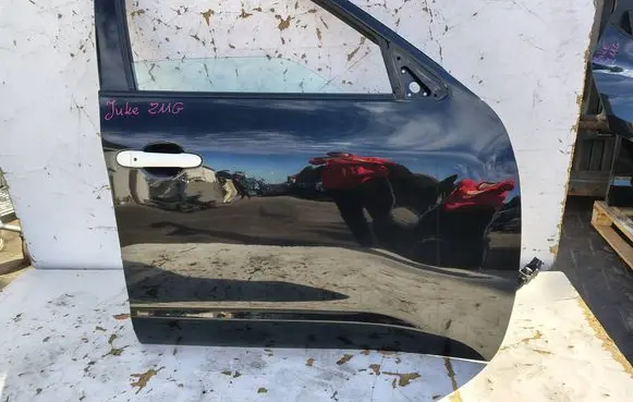 Nissan Juke I F15 Front door 