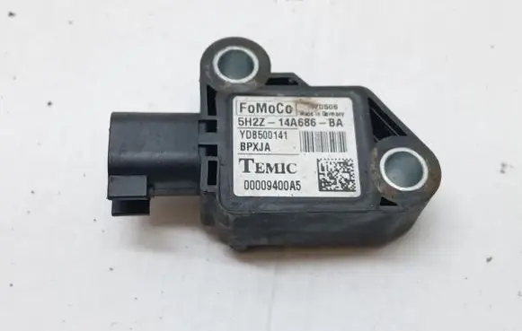Land Rover Discovery 3 - LR3 Sensor 5H2Z-14A686-BA