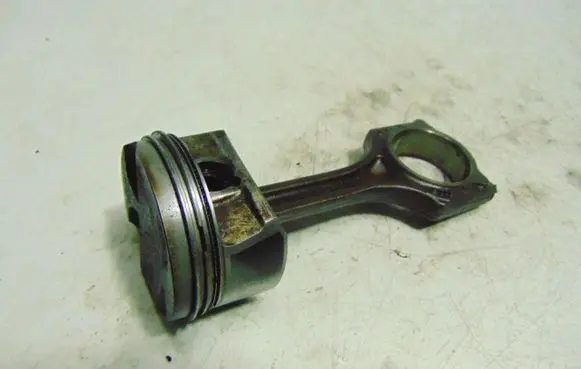 Peugeot 308 Piston 