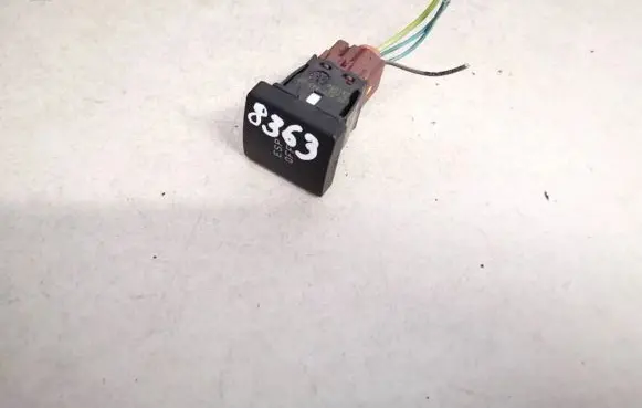 Peugeot 607 ESP (stability program) switch 96420049xt