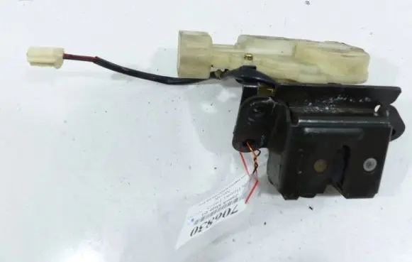 Mazda Premacy Tailgate/trunk/boot lock/catch/latch IMPRK706830
