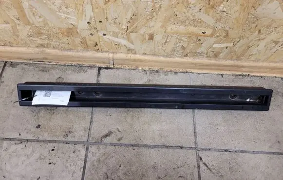 Renault Espace - Grand espace IV Rear seat rail trim cover 8200410770