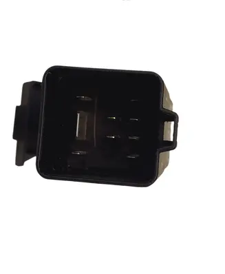 Audi A3 S3 8L Glow plug pre-heat relay 038907281