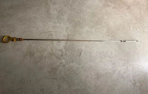 Oil level dip stick