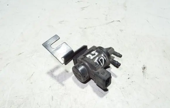 Audi A6 S6 C5 4B Turbo solenoid valve 1J0906283A
