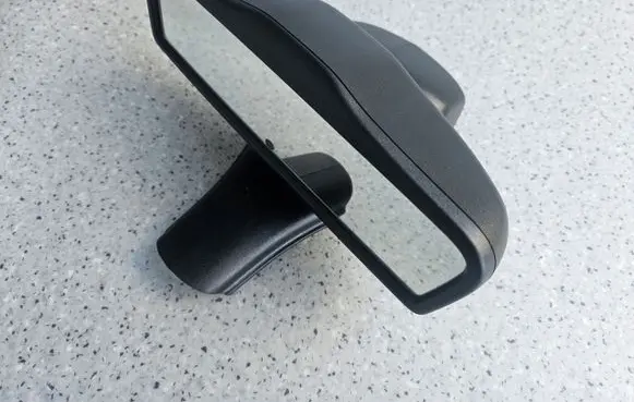 Maserati Ghibli Rear view mirror (interior)