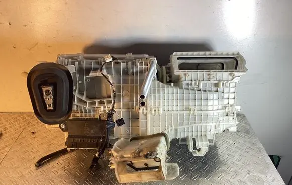 Lexus RX 450H Interior heater climate box assembly housing 8705048530 8701048550