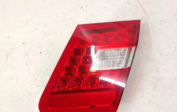 Mercedes-Benz E W212 Tailgate rear/tail lights DALISID2583 2128200864 2128203264
