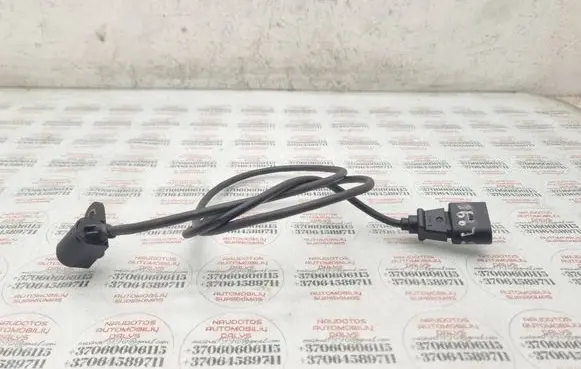 Audi A6 S6 C5 4B Camshaft position sensor 038906433A