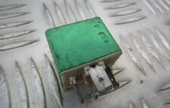 Peugeot 306 Other relay 12V25A03601