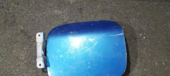 Mazda 323 Fuel tank cap