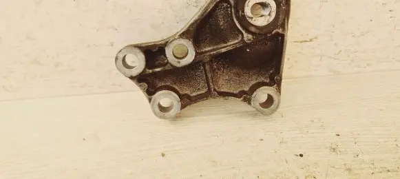 Opel Astra K Gearbox mounting bracket 42496587