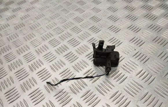 Skoda Octavia Mk3 (5E) Fuel tank cap lock 7P0810773D