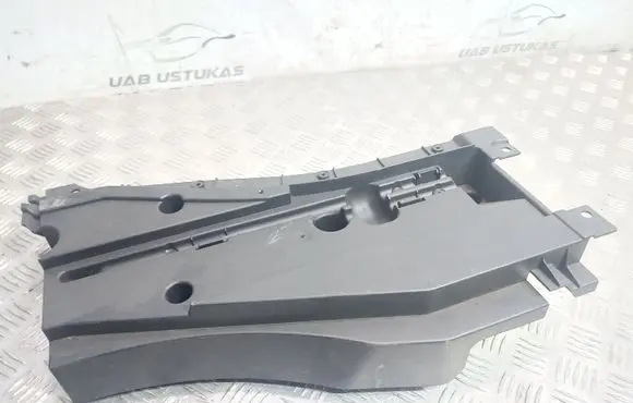 BMW X5 E53 Tool box 8244763
