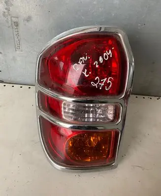 Toyota RAV 4 (XA20) Rear/tail lights