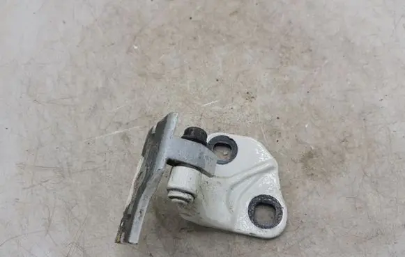 BMW 7 E65 E66 Rear door upper hinge NOCODE