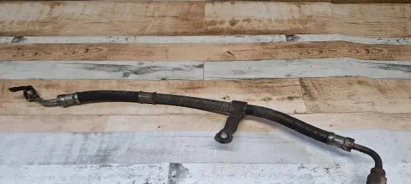 Toyota Avensis T220 Engine coolant pipe/hose