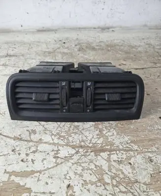 Skoda Praktik (5J8) Dash center air vent grill 5J0820951 0311061 P01160056