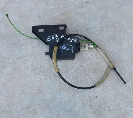 BMW 6 E63 E64 Fuel tank cap lock motor 6987635 67116987635