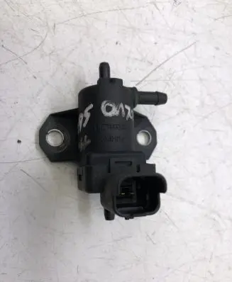 Volvo S60 Vacuum valve 9688124580