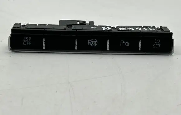 Volkswagen Tiguan ESP (stability program) switch 5N1927132C