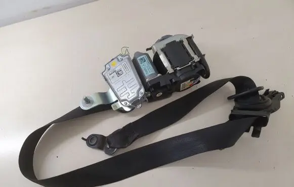 Mercedes-Benz E W212 Front seatbelt 610035800C 617112100