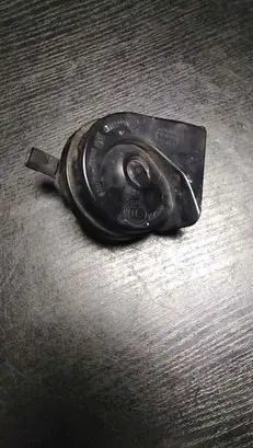 BMW 3 E30 Alarm system siren 30055306