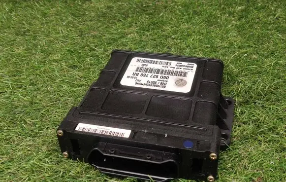 Audi Q7 4L Gearbox control unit/module 09D927750BR