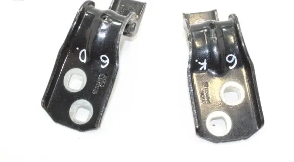 Opel Insignia A Tailgate/trunk/boot hinge 13246570 13246569