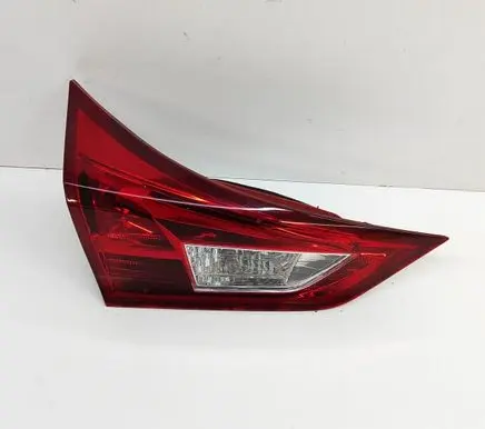 Toyota Auris E180 Tailgate rear/tail lights 8159102460