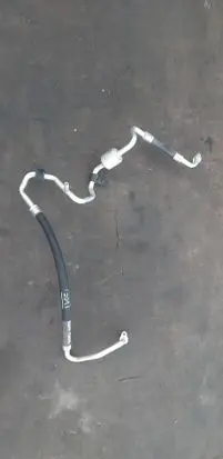 Renault Modus Air conditioning (A/C) pipe/hose 8200915558