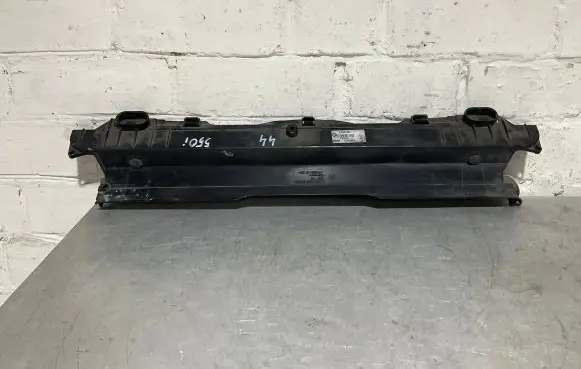 BMW 5 E60 E61 Top upper radiator support slam panel 7534903