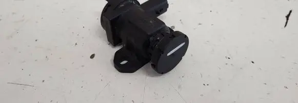 Citroen C5 Turbo solenoid valve 9635704380