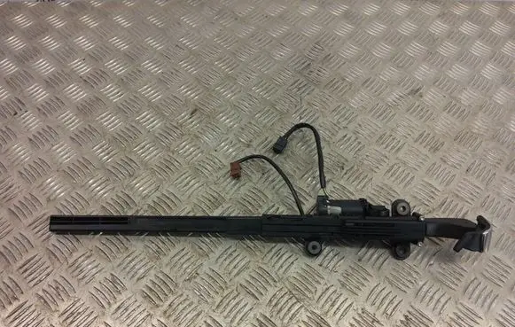 BMW 3 E92 E93 Seat belt adjustment motor 7149308
