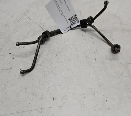 Fuel injector supply line/pipe