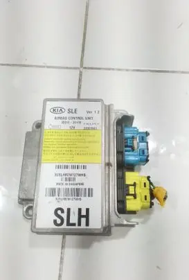 KIA Sportage Airbag control unit/module 959103U100 28309561 3USLH2W127WHS