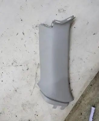 Skoda Octavia Mk3 (5E) (B) pillar trim (bottom) 5E9867288