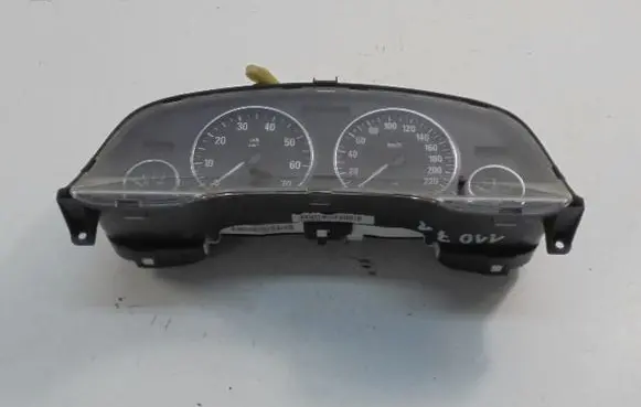 Speedometer (instrument cluster)